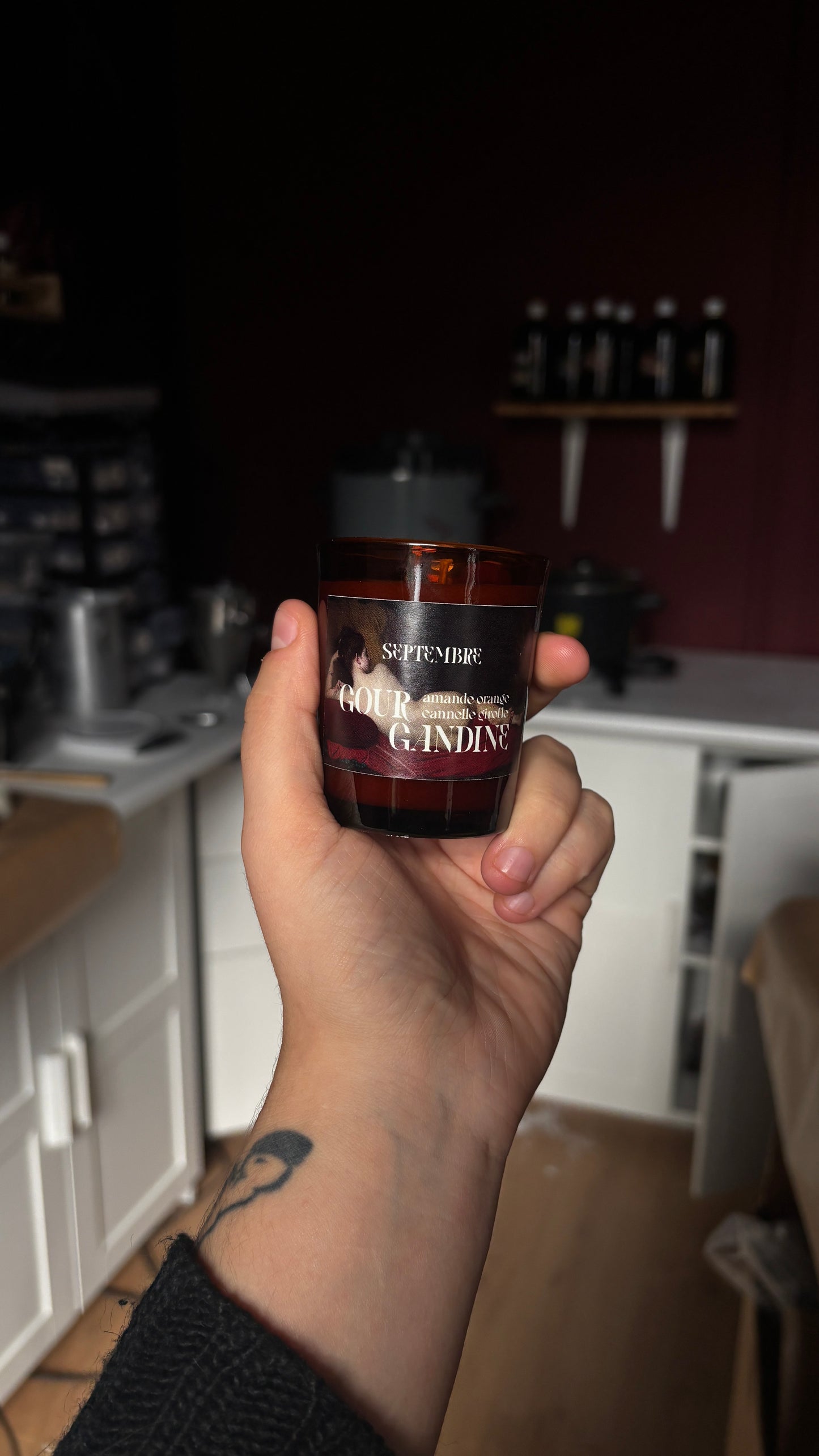 SEPTEMBRE - amande, orange, cannelle, girofle