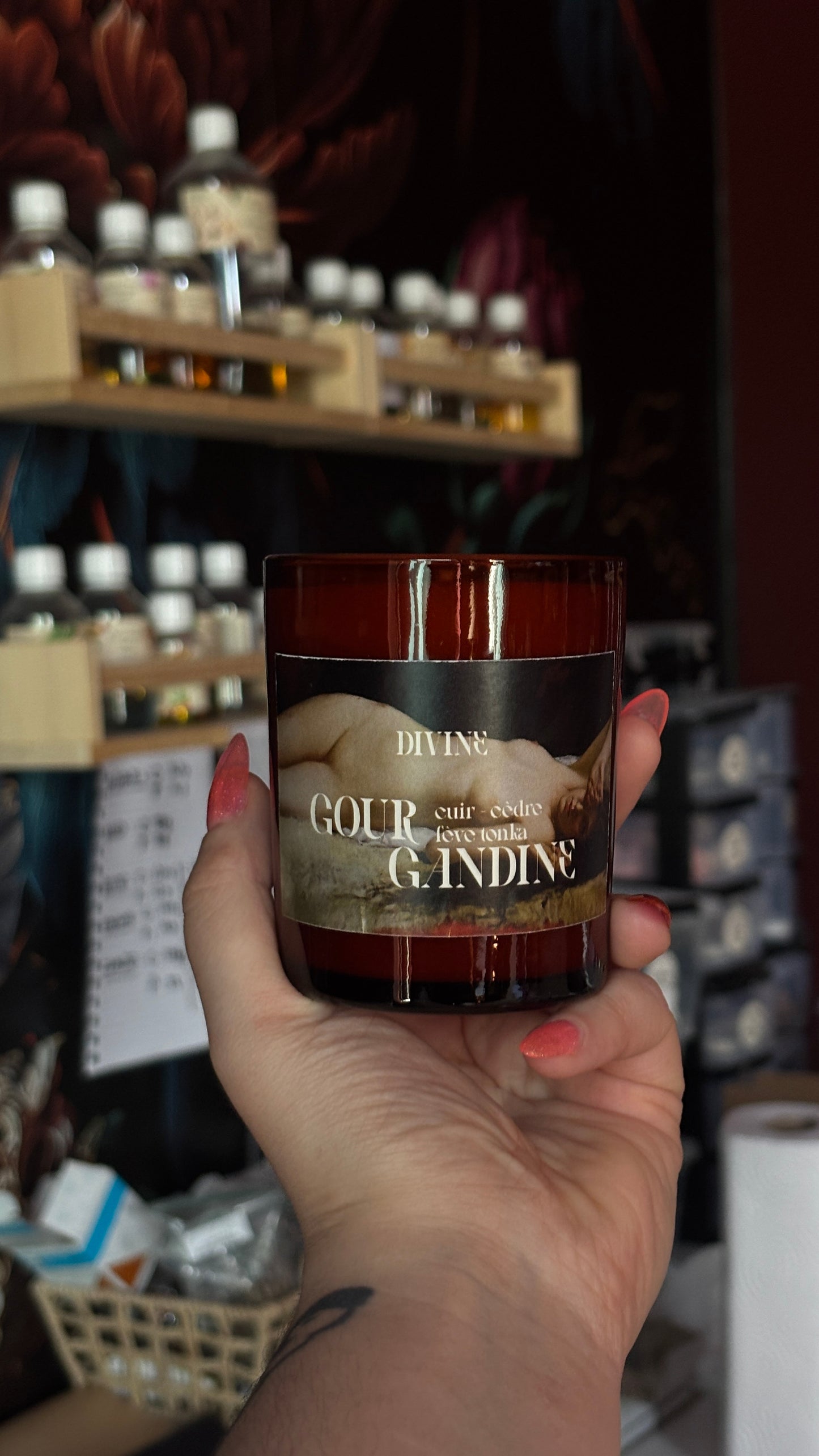 DIVINE - cuir, cèdre, fève tonka