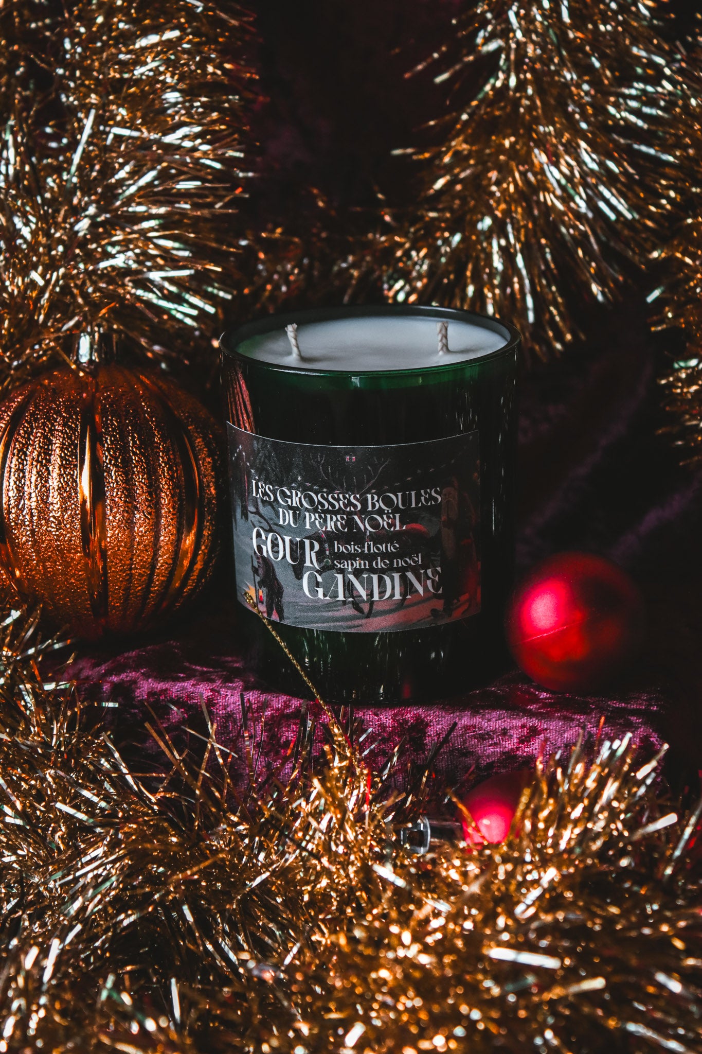 LES GROSSES BOULES DU PÈRE NOËL